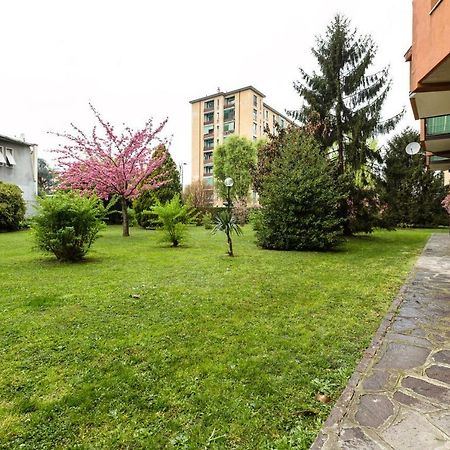 Renewed Balcony Flat With Green Garden Mailand Exterior foto
