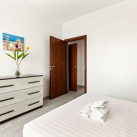 Renewed Balcony Flat With Green Garden Mailand Exterior foto