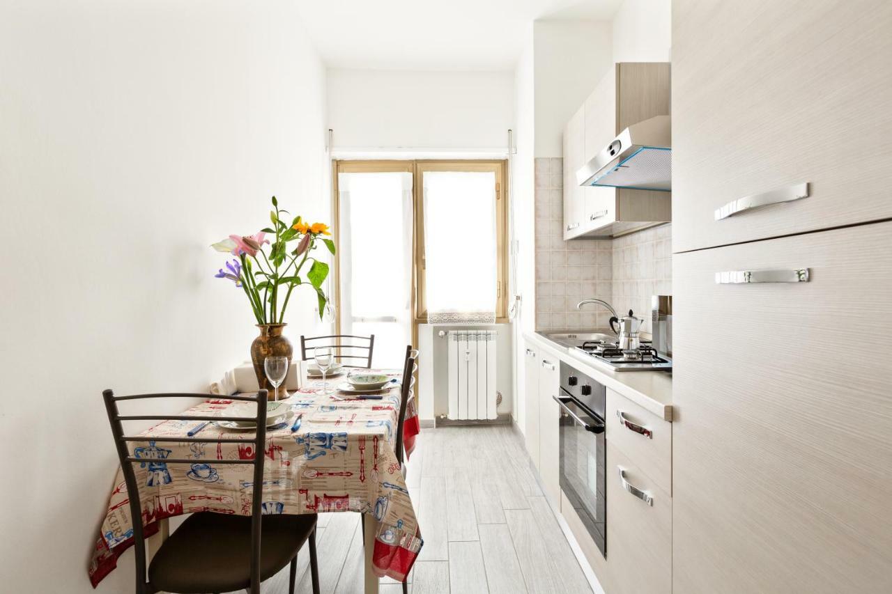 Renewed Balcony Flat With Green Garden Mailand Exterior foto