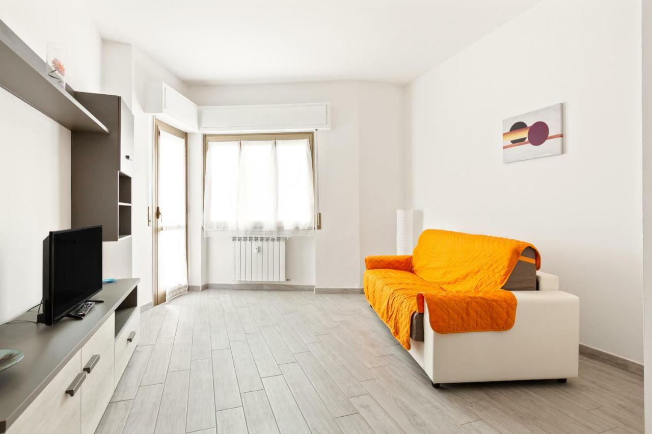 Renewed Balcony Flat With Green Garden Mailand Exterior foto